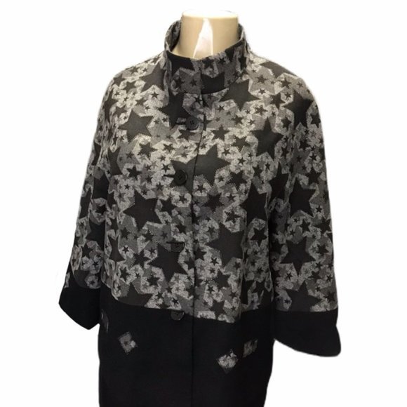 Jin Qiu Mock Neck Star Pattern Kimono Cut Jacket - Picture 1 of 5